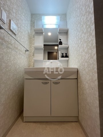 Luxe住吉公園の洗面所|Luxe住吉公園　独立洗面台