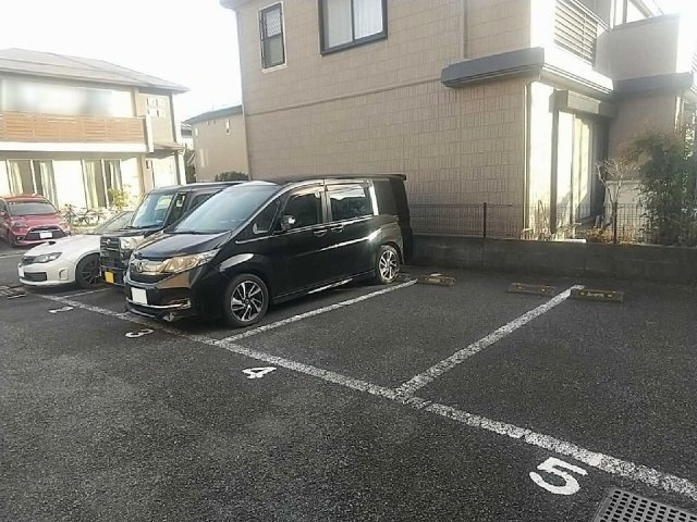 レオパレスサンガーデン高幡のその他