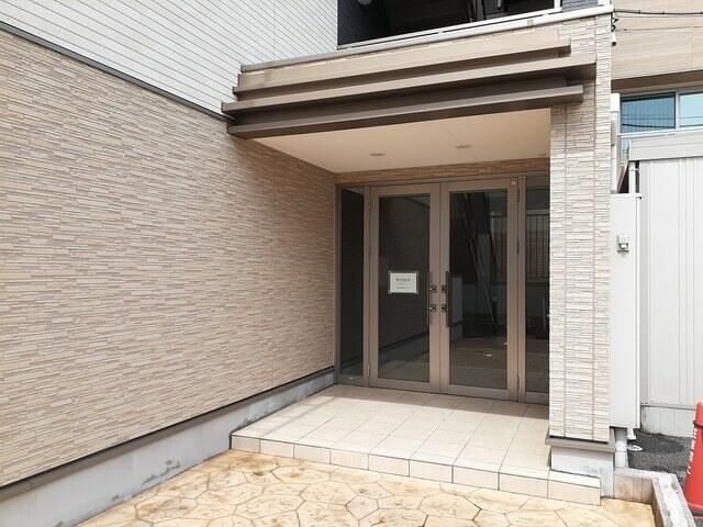 ヴェルファーレ　Ⅲのエントランス