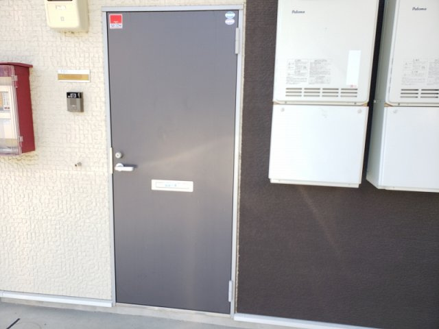 レオネクストブランメゾンの玄関