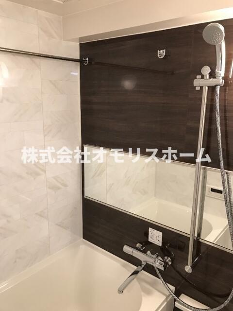 ＶＥＲ　ＦＬＡＴの浴室