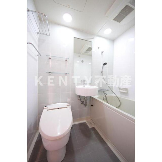 【トイレ】 | イプセ蒲田ＷＥＳＴ | 清潔感のあるトイレです