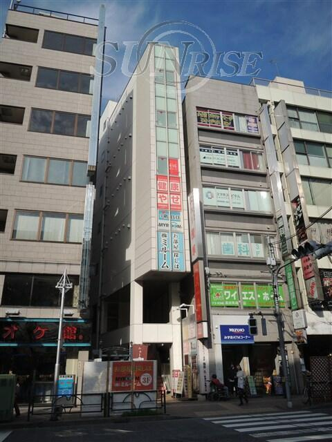 アティレビルの周辺