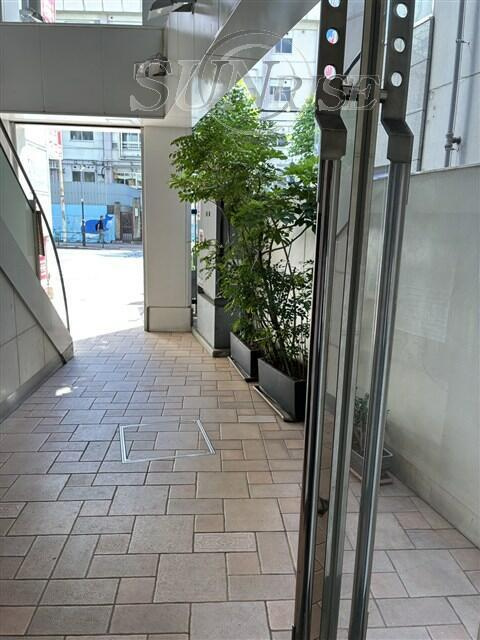 アティレビルのロビー