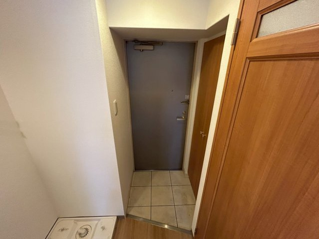 シャインビュー新大阪の玄関