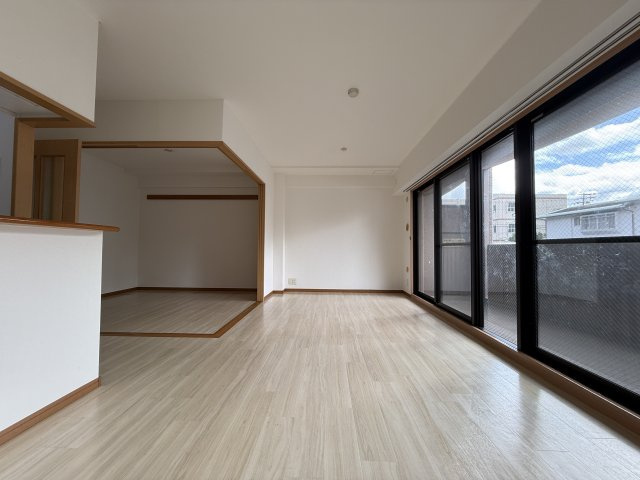 ホワイトハイツの内装