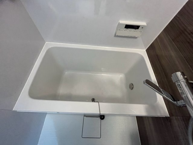 芦屋市翠ヶ丘町　テラスの浴室