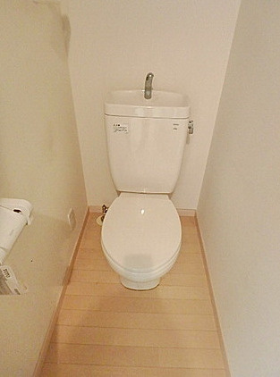 エクシード根岸のトイレ
