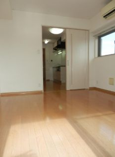 足立区西新井栄町２丁目の賃貸マンション