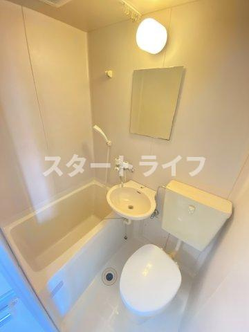 大阪市淀川区西中島２丁目の賃貸マンションの浴室