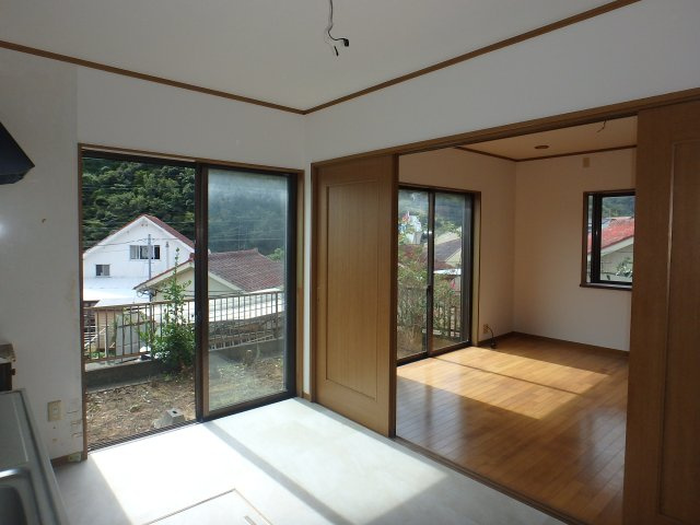 S1816H　吉佐美中古住宅の居間・リビング