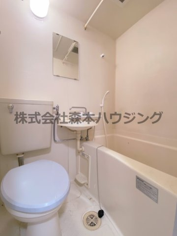 【浴室】 | 　ヴィラ守口 | お風呂で日々の疲れを落としましょう