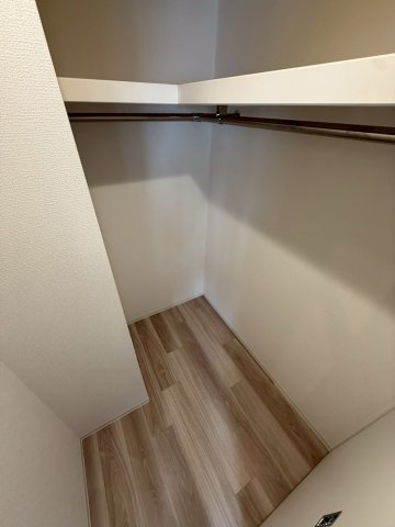 セレニテ神戸駅前アリエの収納