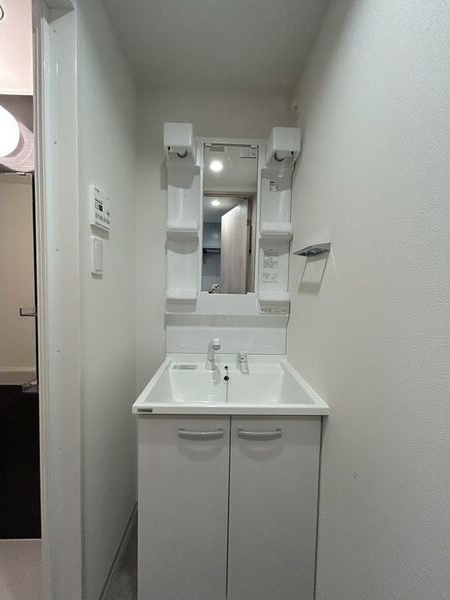 ArtizA瓦屋町Ⅱの洗面所