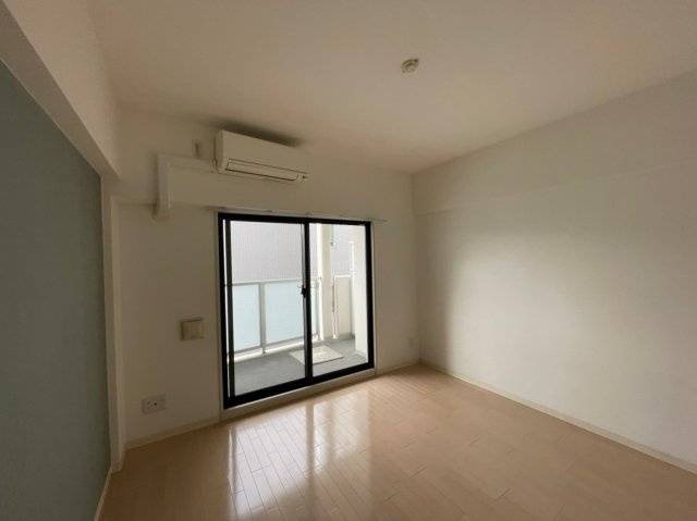 T’s SQUARE 大阪城の居間・リビング|(参考)同マンション別間取り他部屋の写真（間取り図が正）