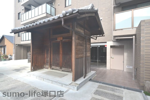 ディアコート野村のエントランス