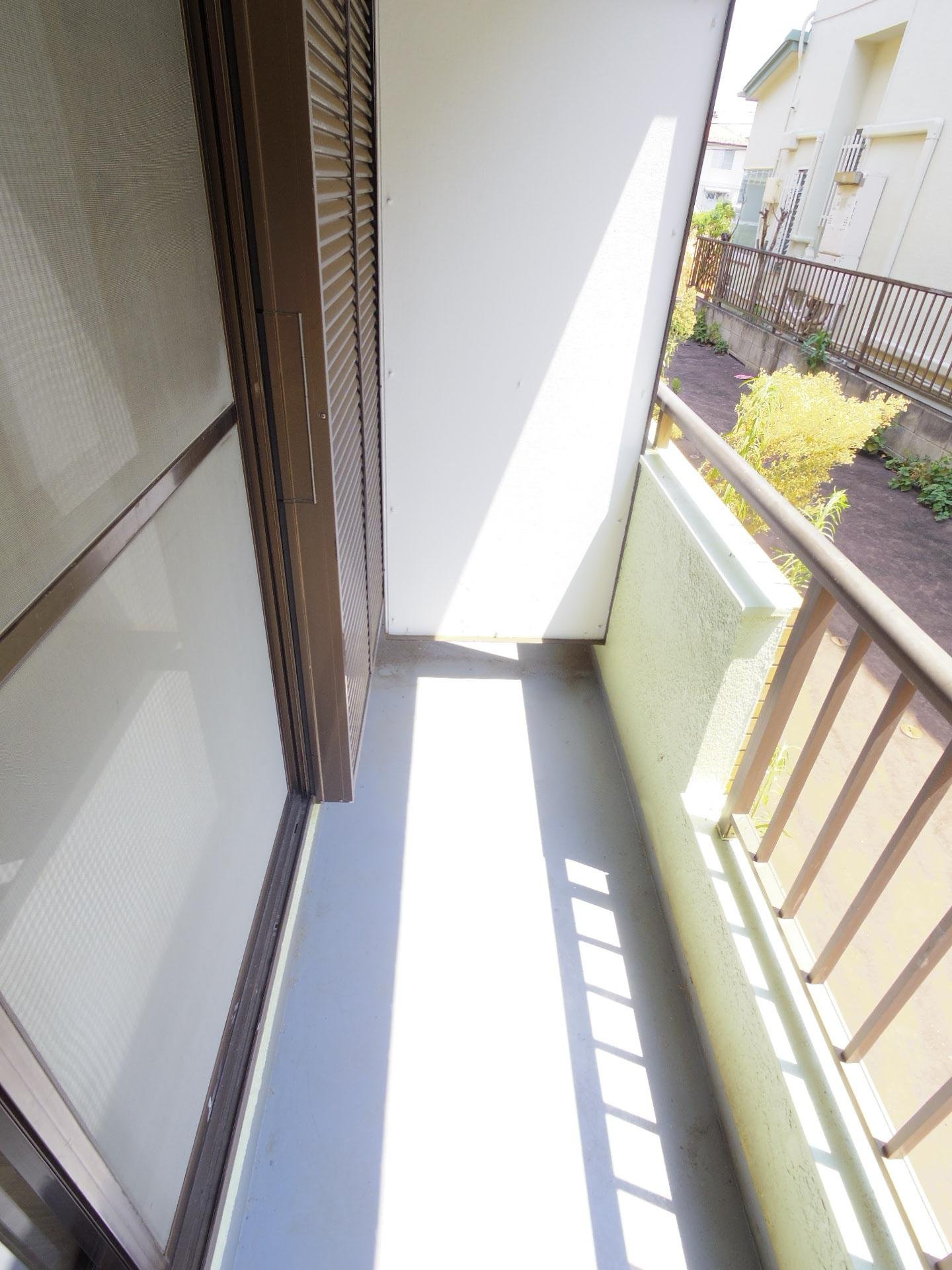 コーポ秋津のバルコニー|※他号室写真です