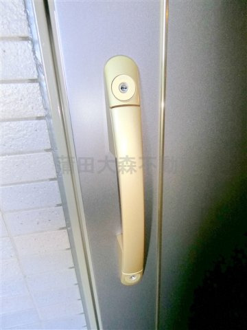ルーブル東蒲田弐番館の玄関