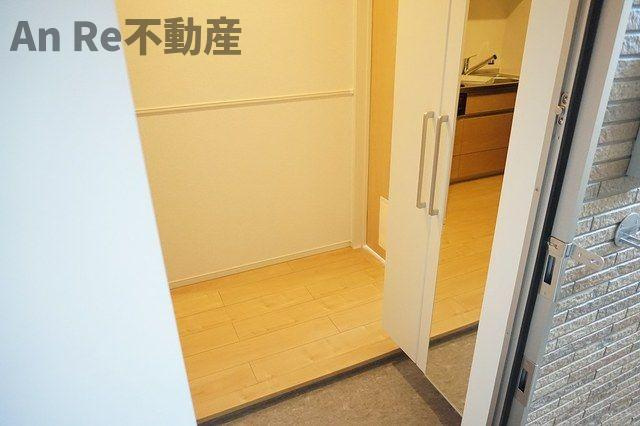 ジェルメ　壱番館の玄関