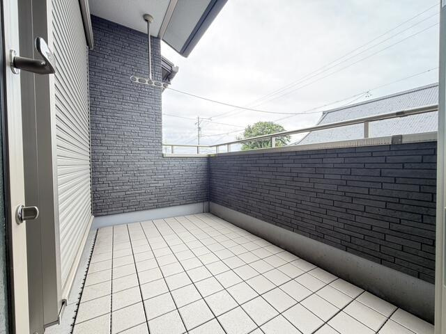 中古戸建て）愛西市日置町　戸建のバルコニー