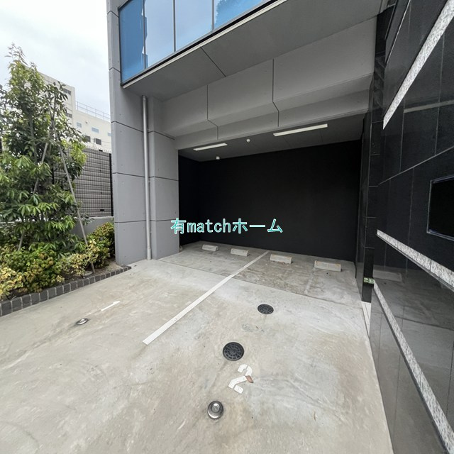 S-RESIDENCE天満Gracisの駐車場