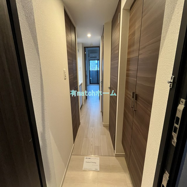 S-RESIDENCE天満Gracisの玄関