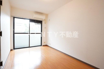 【居間・リビング】 | ファサード田園調布 | ゆったりとした居間です