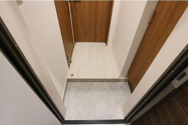 REGALEST Nagoya EdgeGateの玄関
