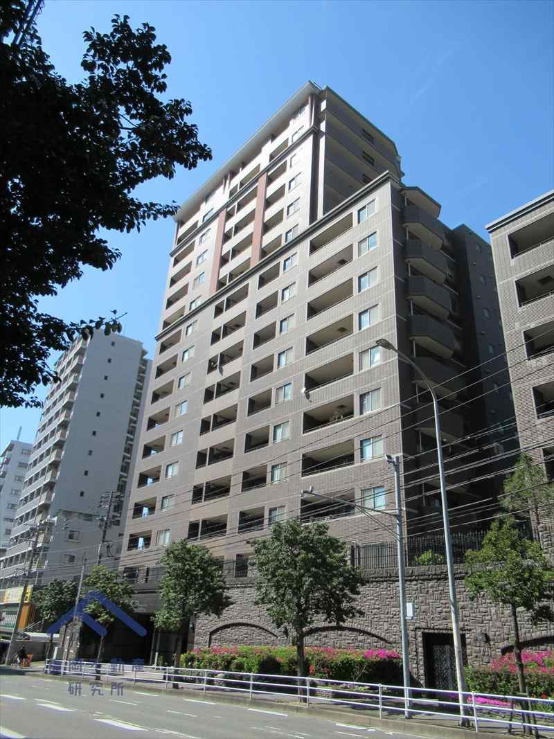 コアマンション桜坂プレジオ壱番館の外観