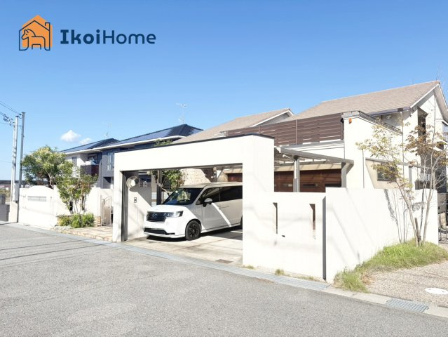 明石市大久保町福田1丁目　中古戸建のエントランス|【ホームページに現地動画掲載中】●年中無休：当日予約可●前面道路約6ｍ！駐車の際も安心です♪