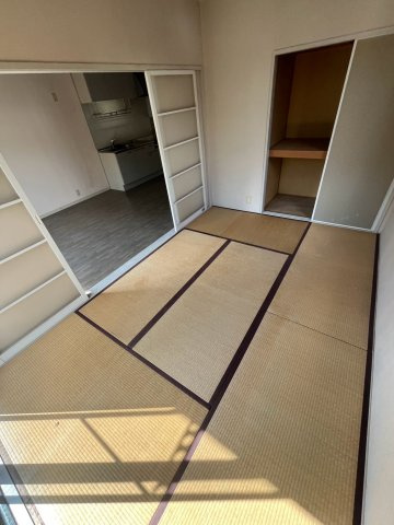 メープルハウスの和室