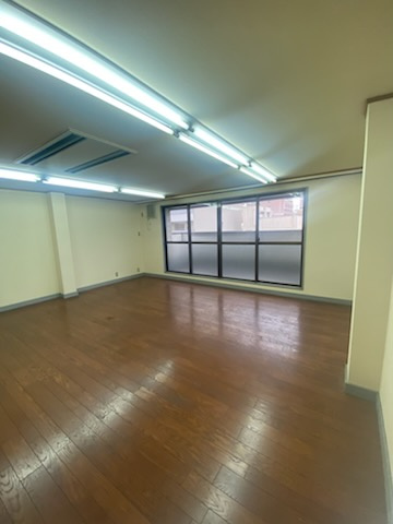 NKビル3階