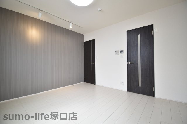 フジパレス塚口本町Ⅱ番館の居間・リビング