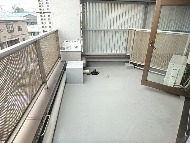 ウィルテラス新代田のバルコニー