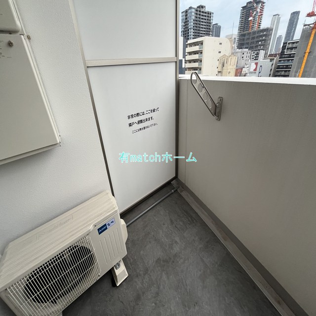 セレニテ本町東リアンのバルコニー