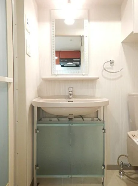 中央区日本橋馬喰町２丁目の賃貸マンションの独立洗面台