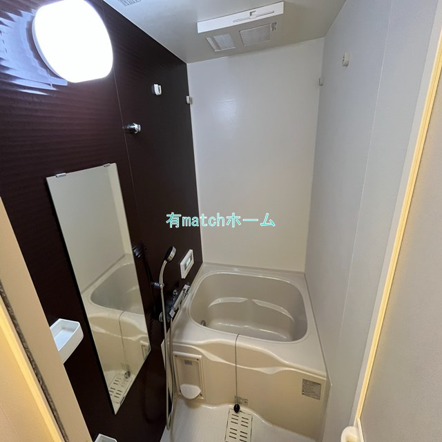 フロンティアコート堺筋本町の浴室