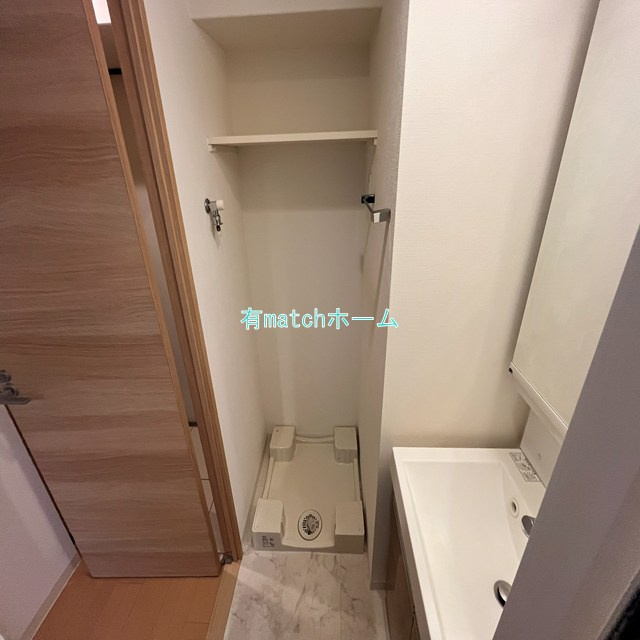 フロンティアコート堺筋本町の洗面所