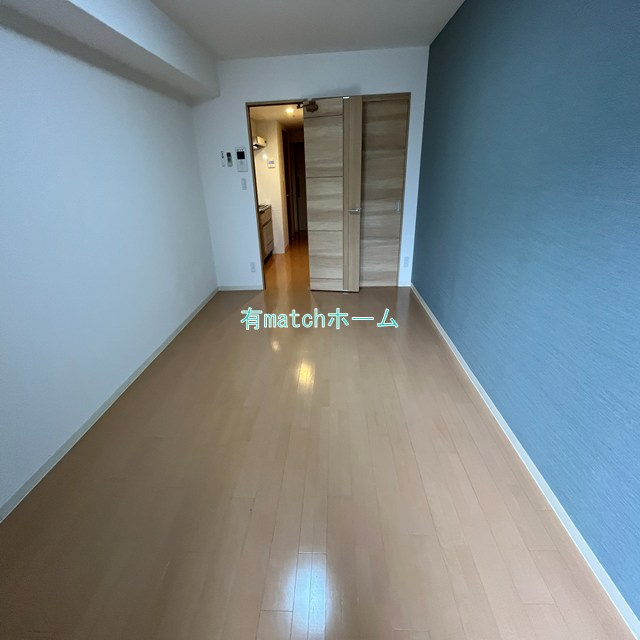フロンティアコート堺筋本町の洋室