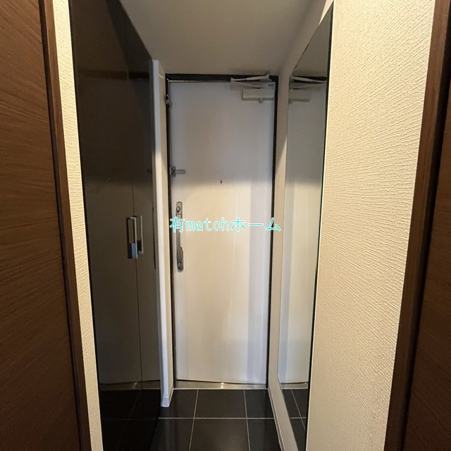 フロンティアコート堺筋本町　仲介手数料無料の玄関