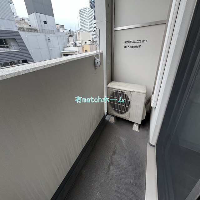 フロンティアコート堺筋本町　仲介手数料無料のバルコニー