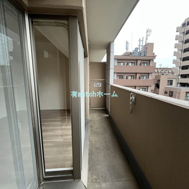 グレンパーク梅田北のバルコニー