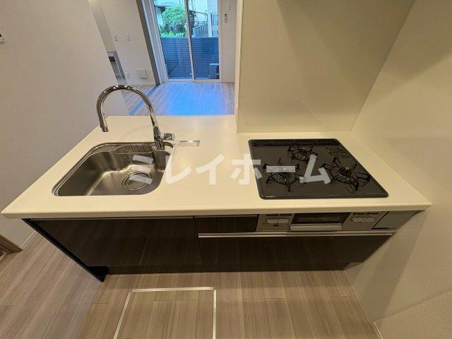 DPaina中央のキッチン