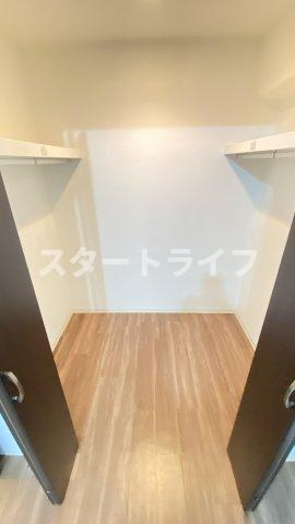 大阪市淀川区西宮原２丁目の賃貸マンションの収納