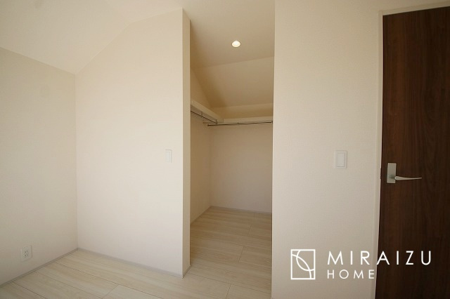 【収納】 | 建物完成につき、実際のお部屋をごゆっくりご見学いただけます。お休みの日にご家族で見学はいかがでしょう。