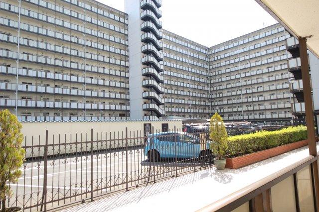 秀和めじろ台レジデンスの構造・工法・仕様|～鉄骨造の11階建マンション～