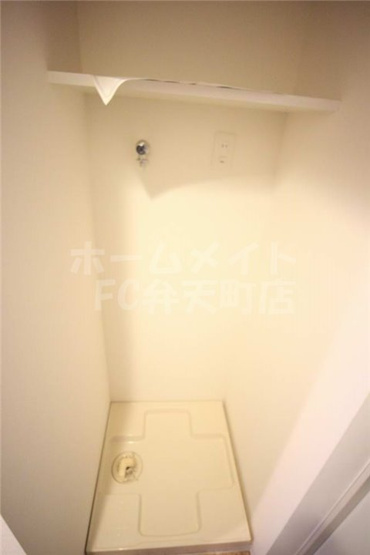 【設備】 | ラグゼドーム前II | 室内洗濯置き場です