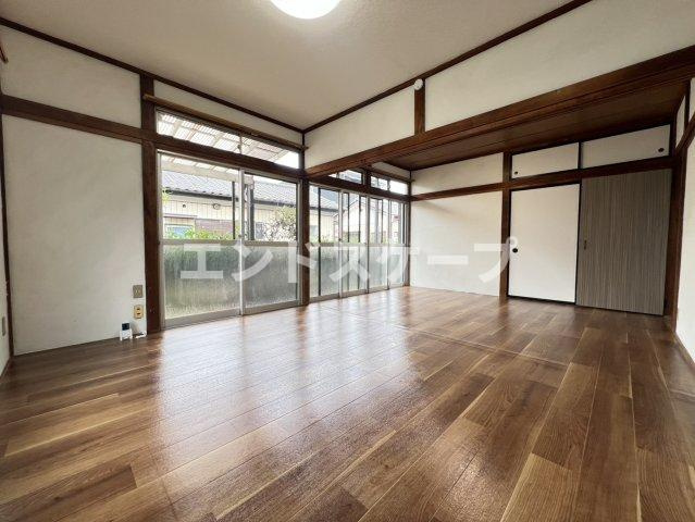 吉井町レジデンスの居間・リビング|高崎、前橋のお部屋探しはエンドスケープまで！お客様の理想お聞かせ下さい♪