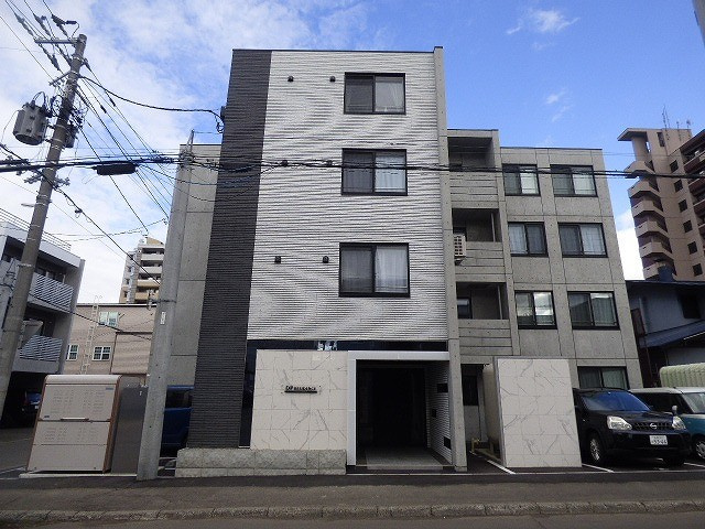 札幌市中央区南十六条西９丁目の賃貸マンション