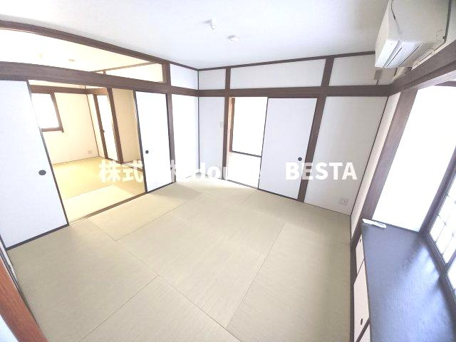 日の出ビルの寝室